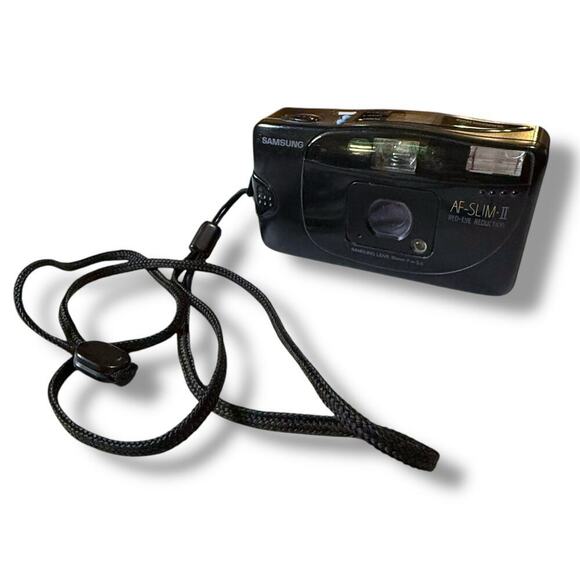 Vintage Samsung AF-Slim II Red Eye Reduction Black 35mm Film Camera Works - Picture 9 of 9